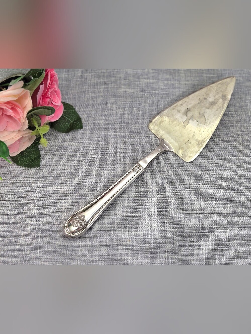 Vintage Silver Plated Cake Server Pie Lifter Neoclassical Empire Style 11.5"